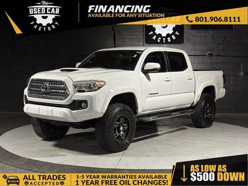 Used 2016 Toyota Tacoma TRD Sport w/ Towing Package image 1