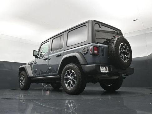 Used 2025 Jeep Wrangler Unlimited Sport AWD/4WD image 22
