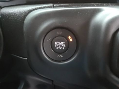 Used 2020 Jeep Wrangler Unlimited Sahara w/ Dual Top Group AWD/4WD image 57