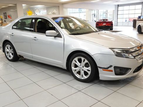 Used 2012 Ford Fusion SE image 13