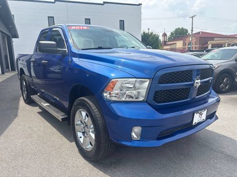 Used 2019 RAM 1500 Express w/ Express Value Package AWD/4WD image 9