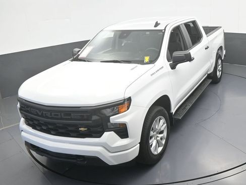 Used 2025 Chevrolet Silverado 1500 Custom RWD image 39