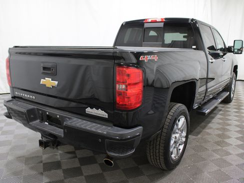 Used 2015 Chevrolet Silverado 2500 High Country image 29
