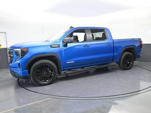 Used 2023 GMC Sierra 1500 Elevation w/ LPO, Elevation Black Package AWD/4WD image 2