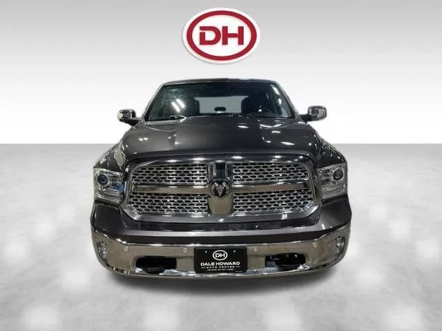 Used 2017 RAM 1500 Laramie w/ Convenience Group AWD/4WD image 7