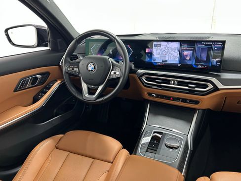 Used 2023 BMW 330i xDrive Sedan w/ Premium Package AWD/4WD image 10