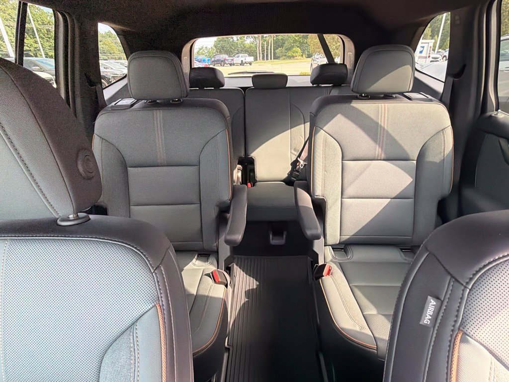 Used 2024 GMC Acadia AT4 w/ LPO, Floor Liner Package AWD/4WD image 22