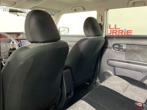 Used 2014 Scion xB image 15