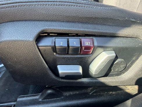 Used 2017 BMW 320i xDrive Sedan image 37