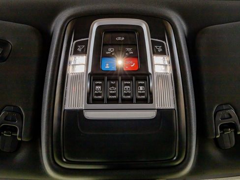 Used 2025 RAM 1500 Laramie w/ Laramie Southwest Edition AWD/4WD image 29