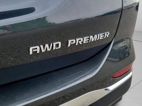 Used 2020 Chevrolet Equinox Premier AWD/4WD image 31