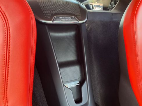 Used 2025 Chevrolet Corvette Z06 RWD image 17