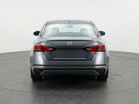 Used 2025 Nissan Altima 2.5 SV image 7