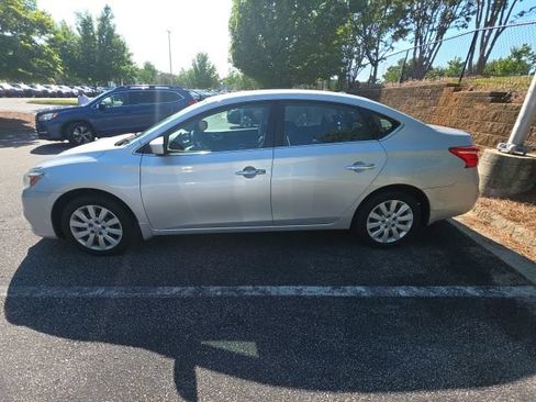 Used 2016 Nissan Sentra SV FWD image 9