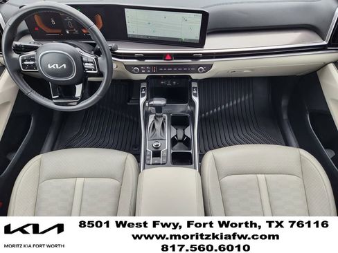 Certified 2025 Kia Sorento S FWD image 24