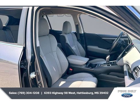 Used 2023 Subaru Outback Premium AWD/4WD image 6