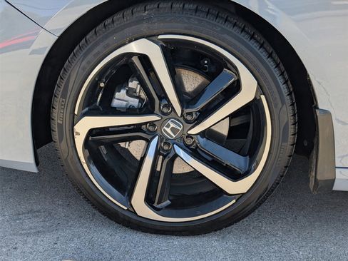 Used 2022 Honda Accord Sport image 26