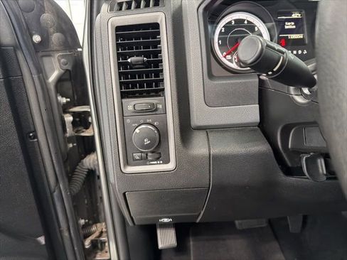 Used 2013 RAM 1500 Express image 11