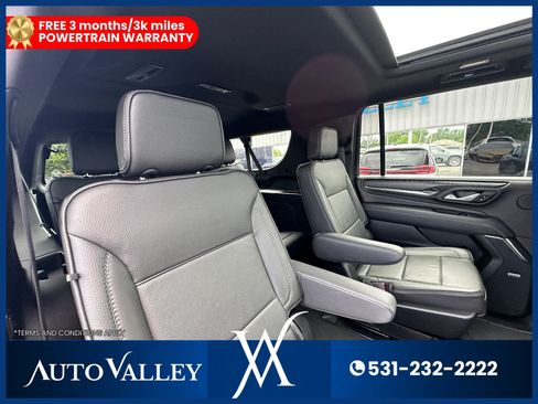 Used 2024 GMC Yukon XL Denali w/ Advanced Technology Package AWD/4WD image 29