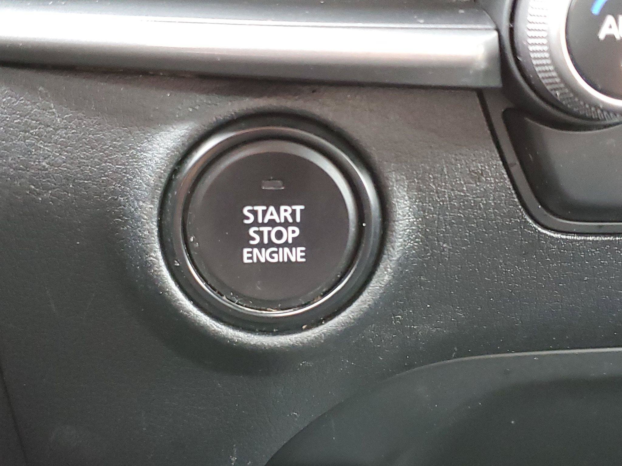 Used 2024 MAZDA MAZDA3 s FWD image 14