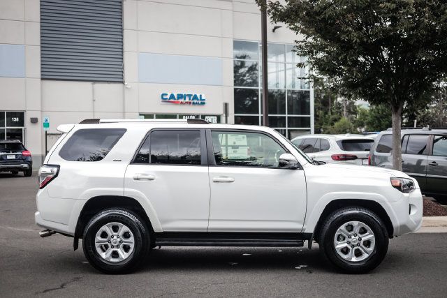 Used 2021 Toyota 4Runner SR5 Premium w/ Moonroof Package AWD/4WD image 6