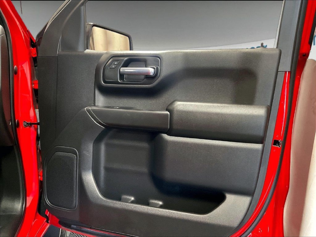 Used 2023 Chevrolet Silverado 1500 Custom AWD/4WD image 12