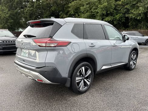 Used 2023 Nissan Rogue Platinum w/ Platinum Premium Package FWD image 5