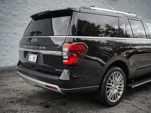 Used 2022 Ford Expedition Max Limited image 14