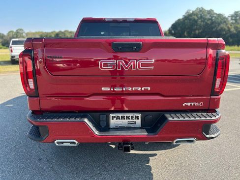 Used 2024 GMC Sierra 1500 AT4 w/ Technology Package image 4