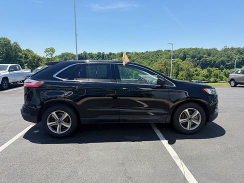 Certified 2023 Ford Edge SEL w/ Convenience Package AWD/4WD image 5