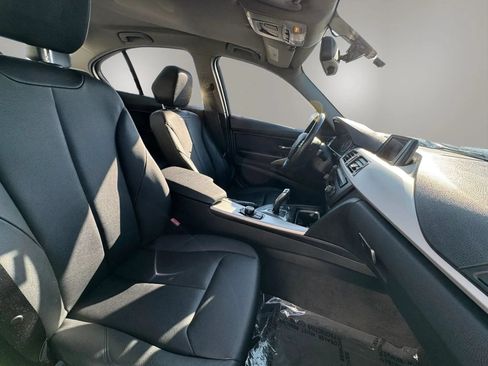 Used 2015 BMW 320i Sedan RWD image 15