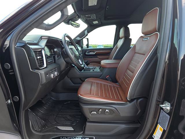 Used 2025 GMC Sierra 2500 Denali Ultimate AWD/4WD image 13