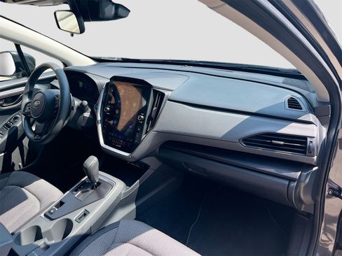 Used 2024 Subaru Crosstrek 2.0i Premium image 26