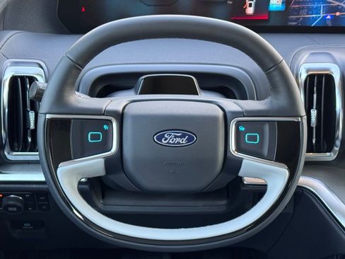 Used 2025 Ford Expedition Max Platinum w/ Driver's Package image 48