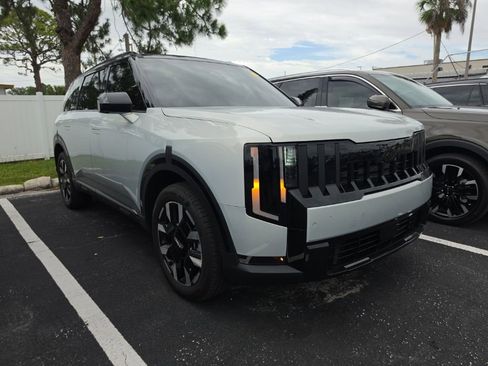 Used 2027 Kia Telluride S w/ Towing Package AWD/4WD image 3