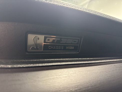 Used 2017 Ford Mustang Shelby GT350 image 16