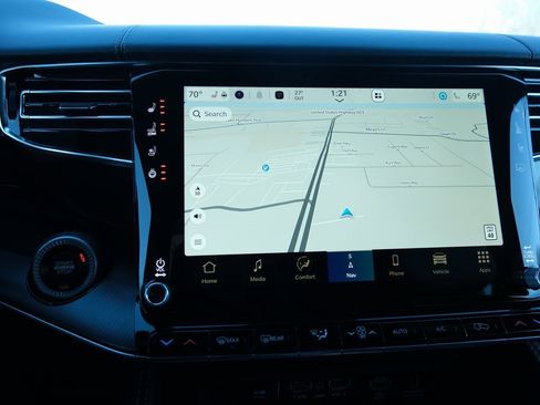 New 2026 Jeep Grand Wagoneer Summit image 21