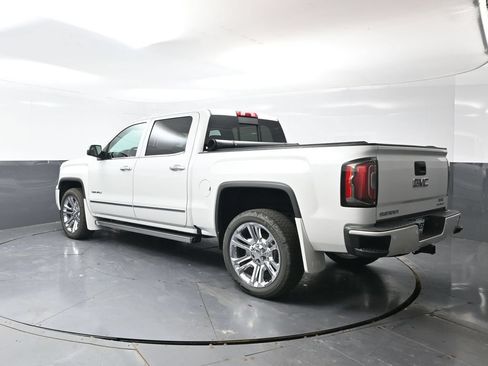 Used 2018 GMC Sierra 1500 Denali w/ Denali Ultimate Package AWD/4WD image 12