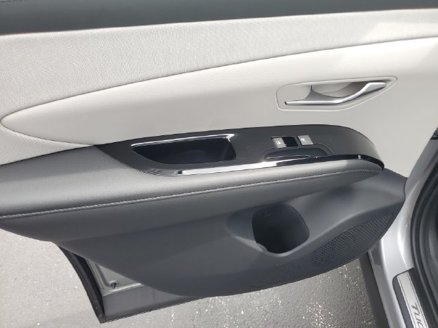 New 2026 Hyundai Tucson Limited AWD/4WD image 16