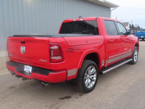 Used 2022 RAM 1500 Laramie AWD/4WD image 4