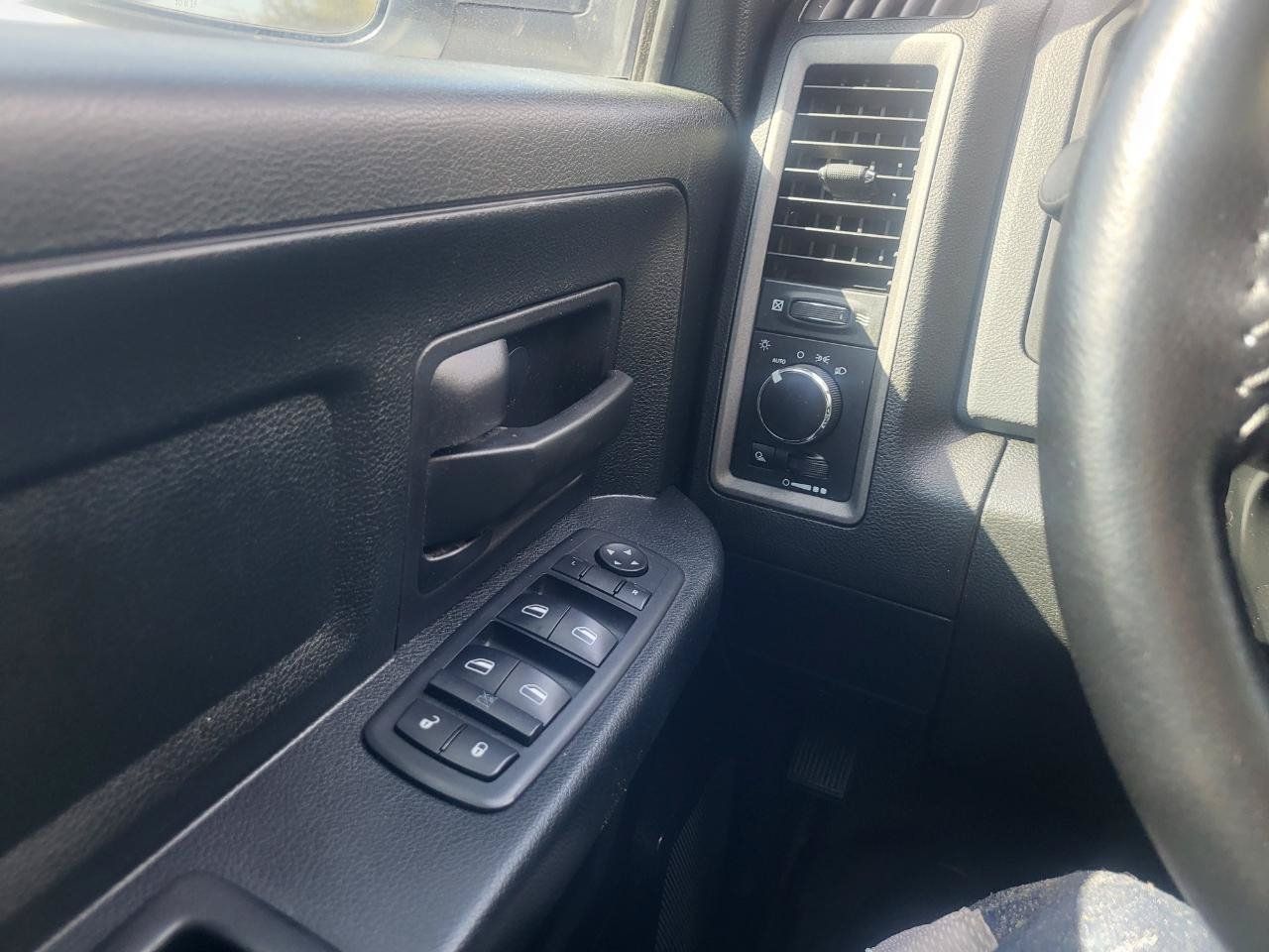 Used 2017 RAM 1500 Tradesman RWD image 57
