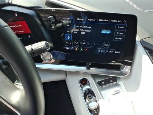 Used 2022 Chevrolet Corvette Stingray Premium Cpe w/ Z51 Performance Package RWD image 29