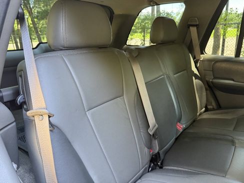 Used 2004 Chevrolet TrailBlazer LT w/ LT Preferred Equipment Group AWD/4WD image 18