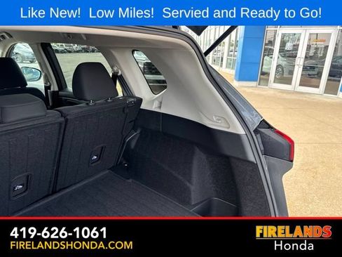 Used 2025 Nissan Rogue S FWD image 28