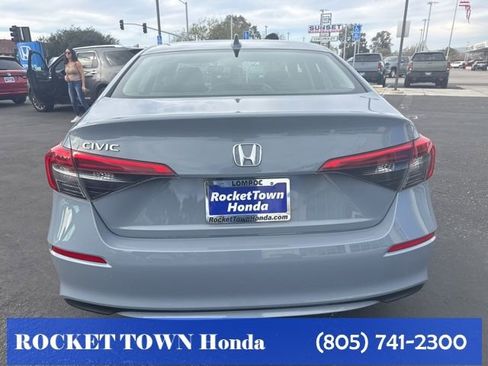 Used 2024 Honda Civic EX image 6