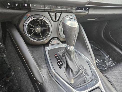 Used 2017 Chevrolet Camaro SS image 12