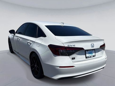 Certified 2025 Honda Civic Sport image 6