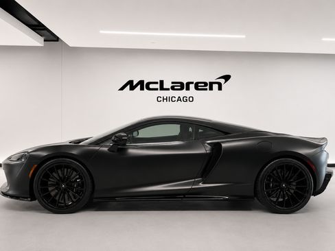 Used 2023 McLaren GT RWD image 1