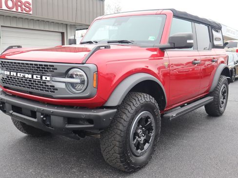 Used 2021 Ford Bronco Badlands image 20