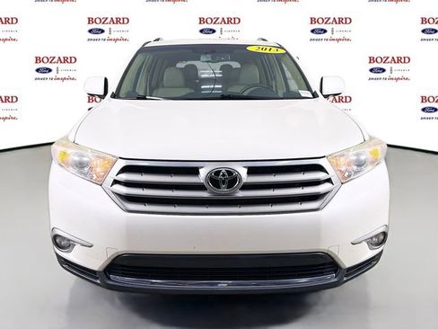 Used 2013 Toyota Highlander Limited FWD image 2
